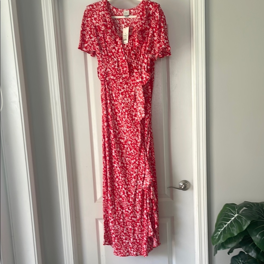 Elegant Red Floral Ruffle Dress